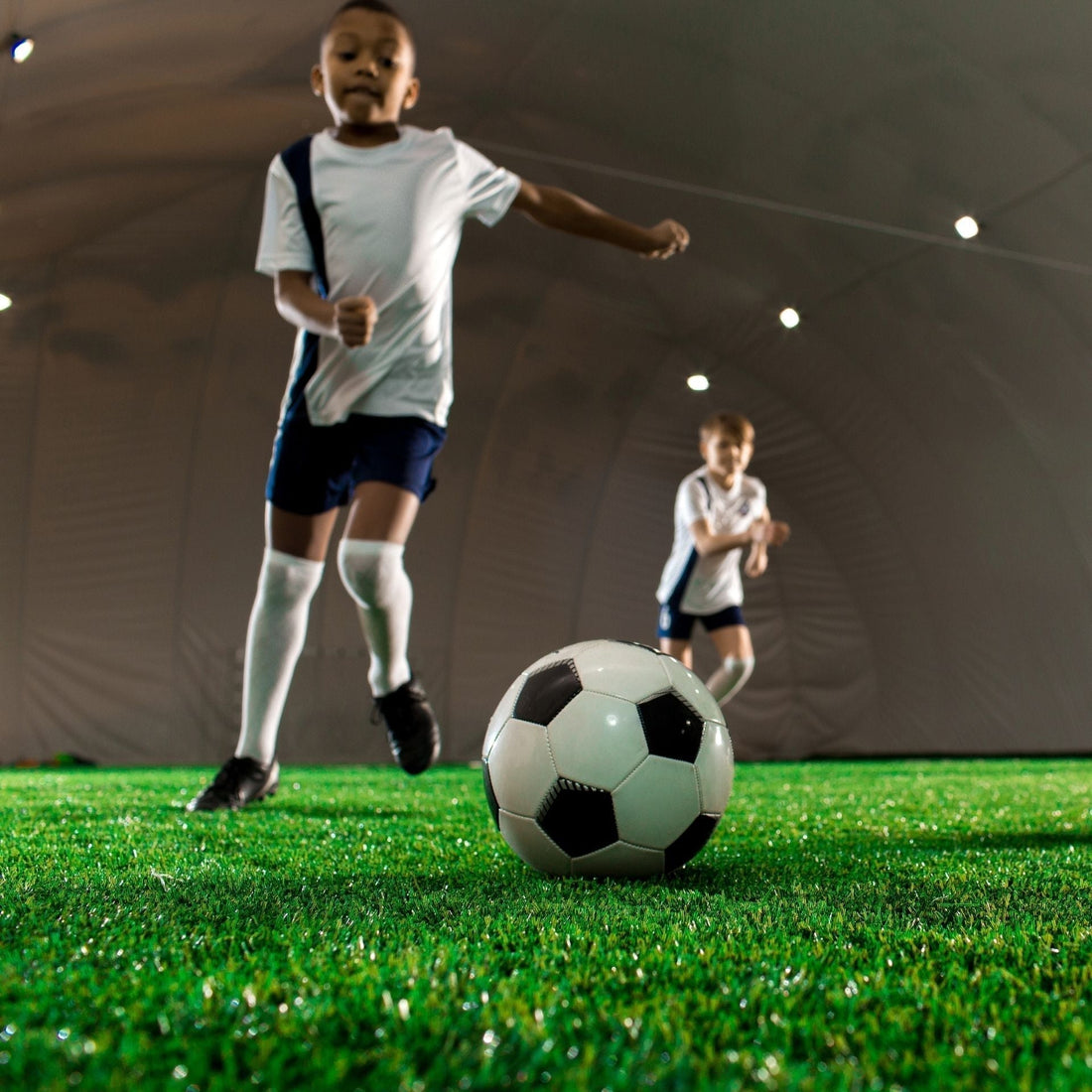 Football Passing Drills to Improve Accuracy, Speed & Game Awareness